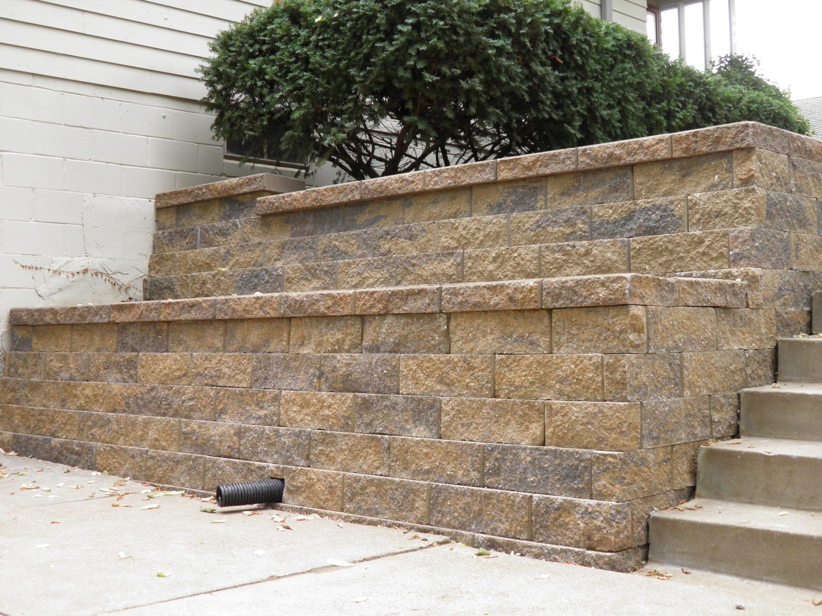 Tiered block retaining wall in Siena color